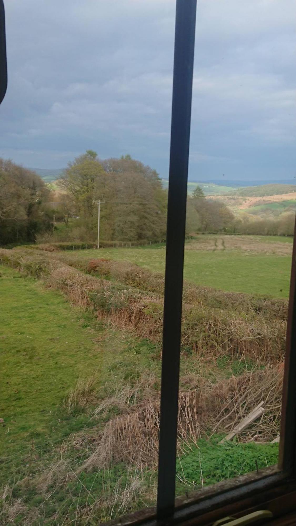 The Barn Annexe, Cefn-Yr-Allt Crickadarn Extérieur photo